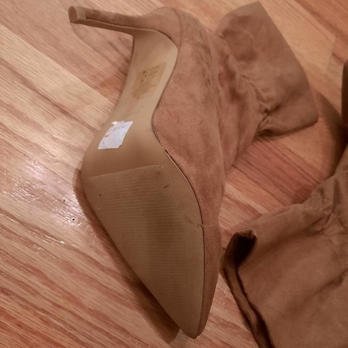 Tan Express Heeled Boots! Size 9 - Picture 2 of 5