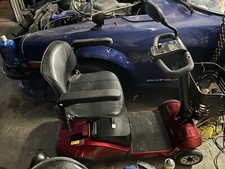 Drive Heavy Duty TRIDENT HD 450lb Capacity Electronic PowerChair Wheelchair