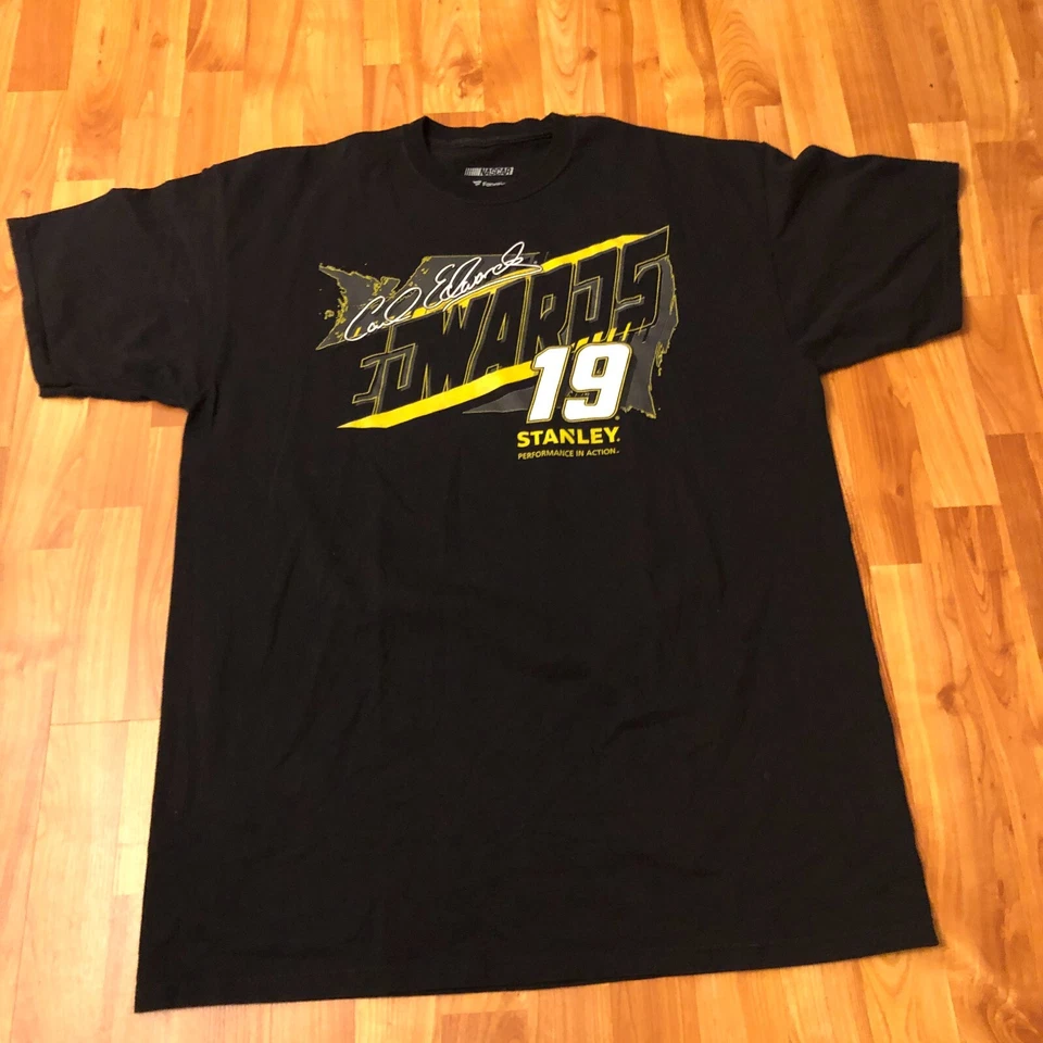 Черная гоночная футболка Fanatics NASCAR NO19 Carl Edwards 2XLT - Изображение 3 из 4
