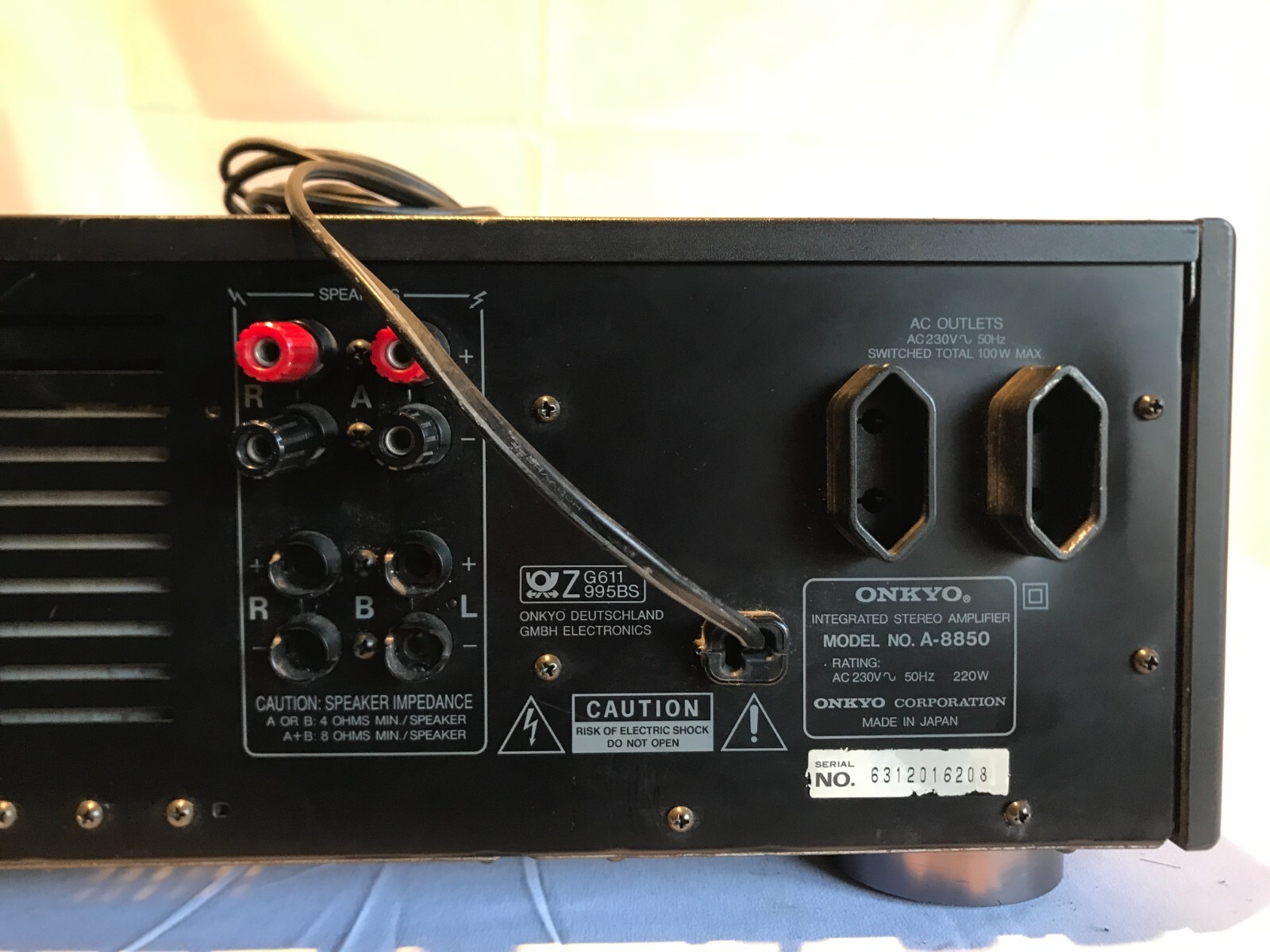 ONKYO Integra A 8850 High end Integrated Hifi Amplifier Spares Or