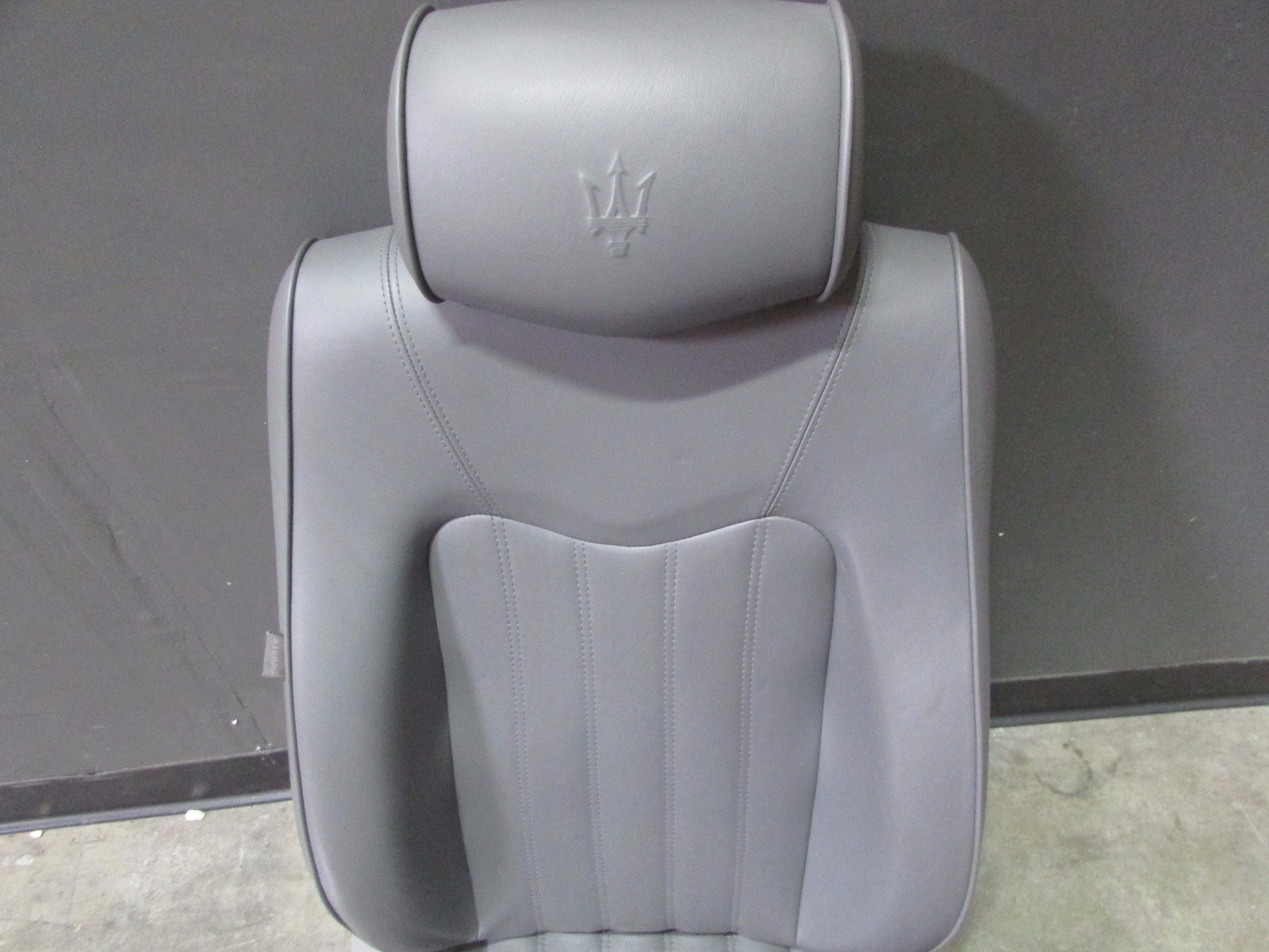 Maserati Quattroporte, RH, Right Front Seat, Grey, Used
