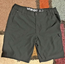 Wrangler Shorts Mens Hiking Outdoor Zipper Pockets Chore Work Size 38
