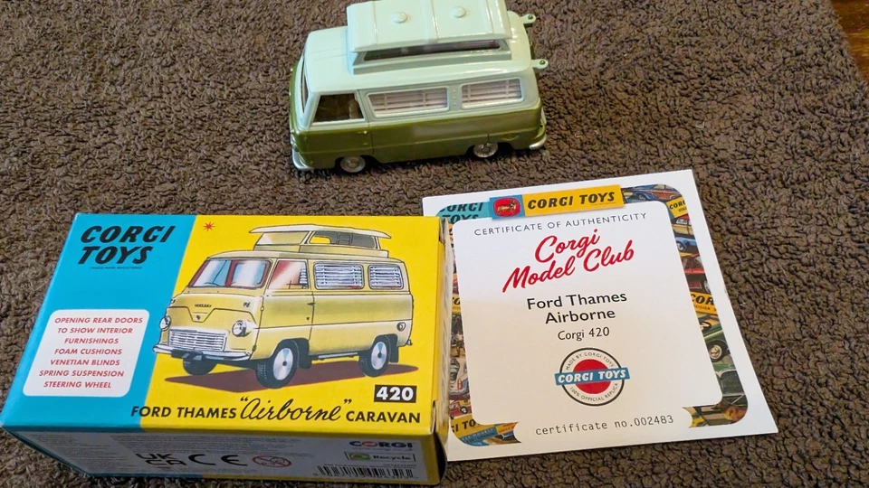 Corgi Model Club 420 Ford Thames "Airborne" Caravan Boxed Diecast Camper inc CoA - Image 2 of 4