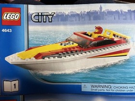 LEGO CITY 4643 Power Boat Transporter 100% Complete w/ Minifigs, Box, Manuals!