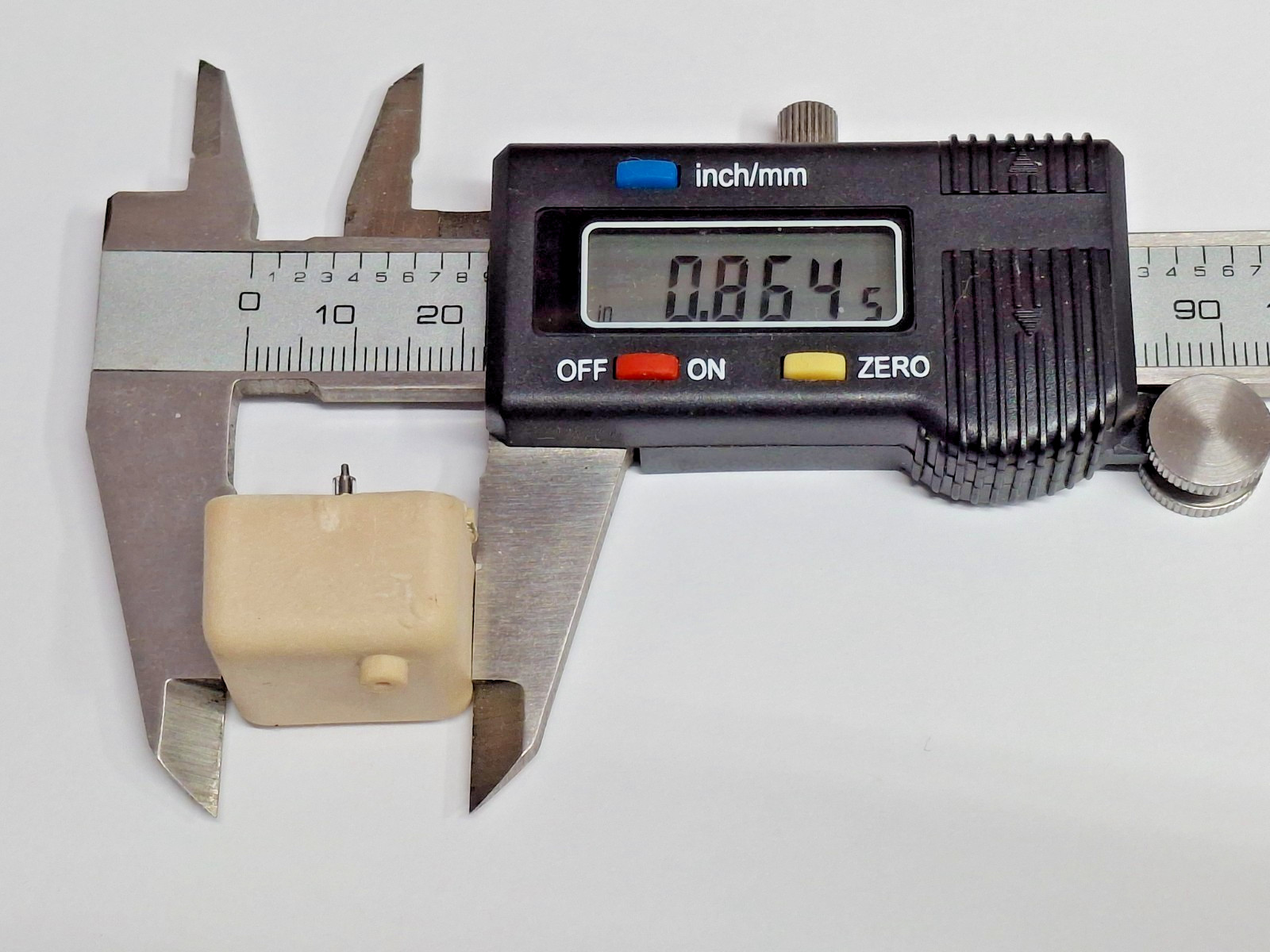 (1) Large Smoke Generator - Any Scale for Locomotives, Scenery, Dioramas - 7/8"