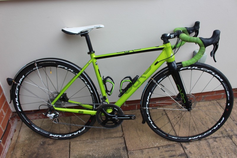 orro terra bike, small, Campagnolo Potenza groupset.