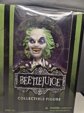 Beetlejuice Mezco Toys 6”Collectible Figure Michael Keaton Tim Burton mds sealed