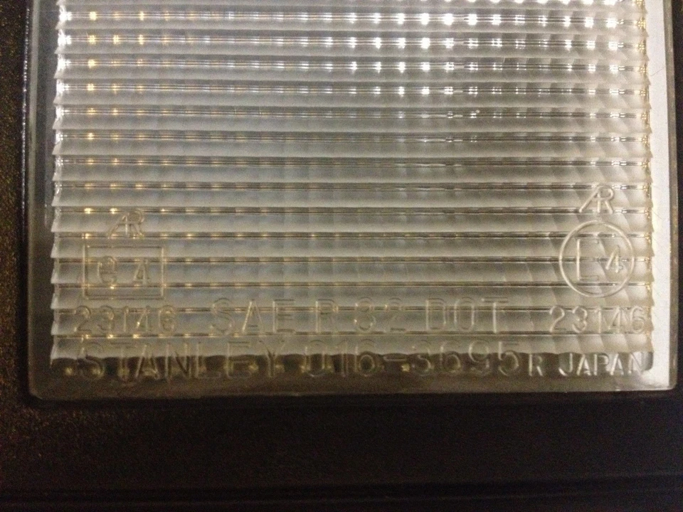 1985 HONDA CIVIC ЗАДНИЙ ГАРНИР ОТДЕЛКА БЕСПЛАТНАЯ ДОСТАВКА CT - Изображение 3 из 4