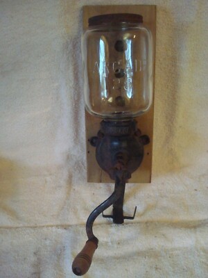 Vintage Arcade #25 Wall Mount Coffee Mill Grinder (Item #243)