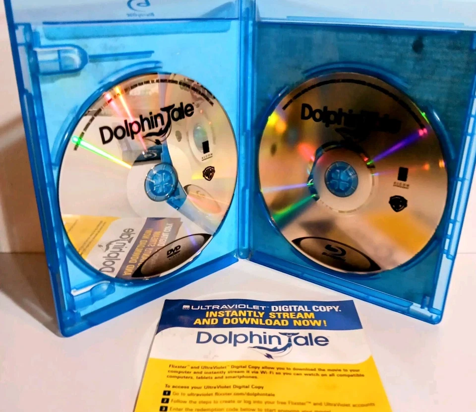 Dolphin Tale: Blu-ray + DVD + Digital W/Slipcover Excellent Cond Free Ship - Image 4 of 4
