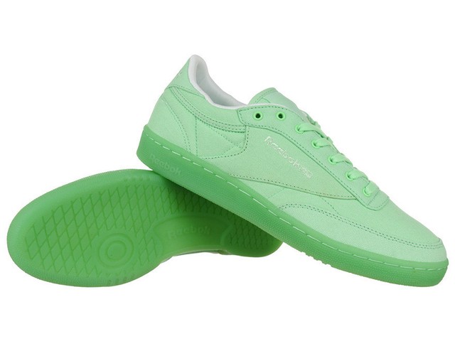 reebok canvas trainers