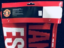MANCHESTER UNITED Scarf Red devil SOCCER AUTHENTIC & genuine /brand new .