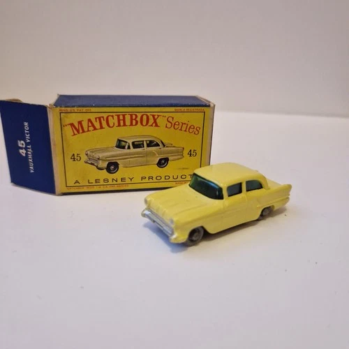 Matchbox Series No. 45 Vauxhall Victor Lesney diecast toy car boxed