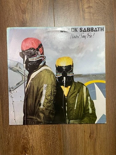 Black Sabbath Never Say Die! US Strawberry Label 1st Pressing LP VG