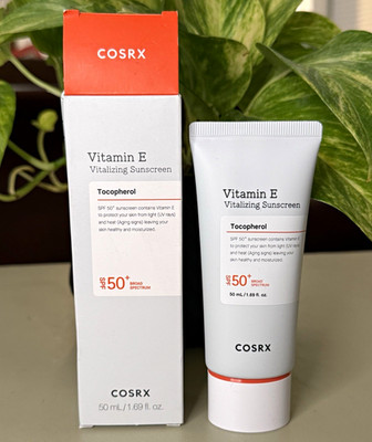 COSRX Vitamin E Vitalizing Sunscreen SPF 50+ Broad Spectrum Face Lotion 50 mL