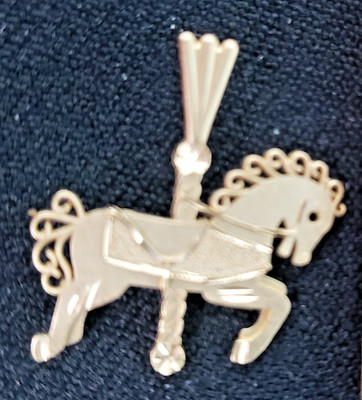 14K Gelbgold MA 89 Karussell Pferd Anhänger Charm Pendant 1,24 Gramm