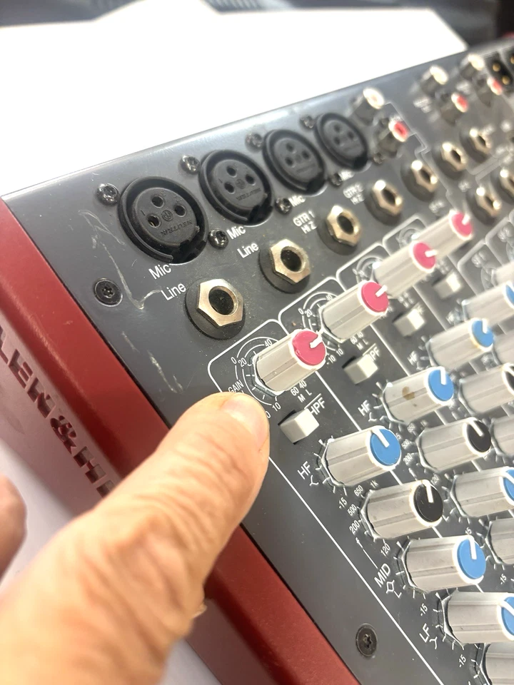 Allen & Heath ZED-10FX Mixer USB Audio Interface 4 Mic/Line Inputs -PARTS REPAIR - Image 3 of 4