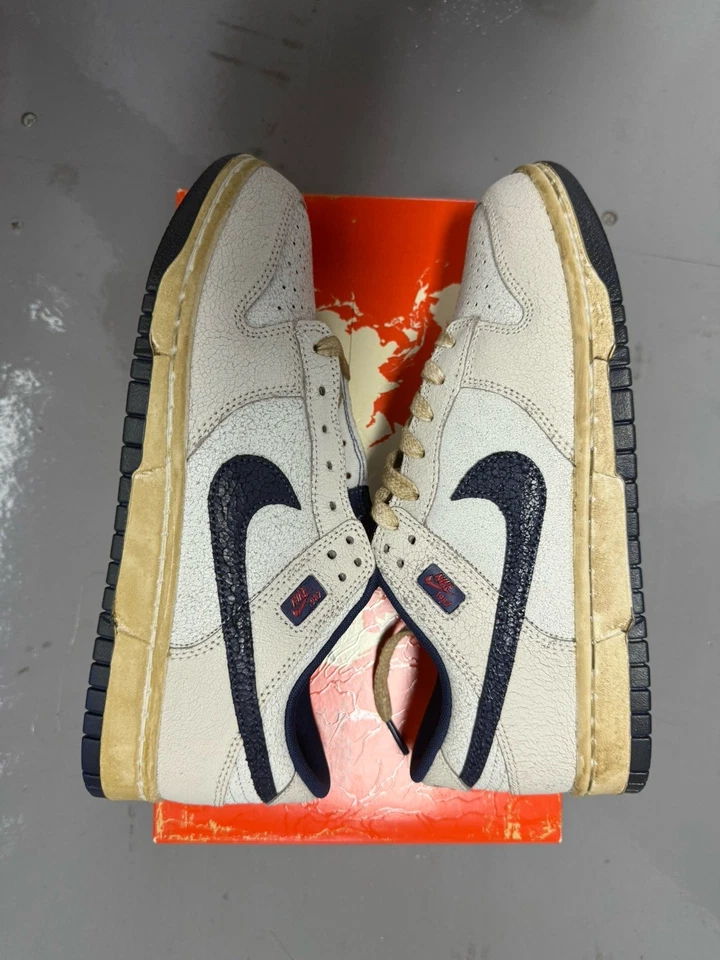 Nike Dunk Low x 'Stranger Things' UK 8.5 Phantom and Midnight Navy In Hand - Image 3 of 4