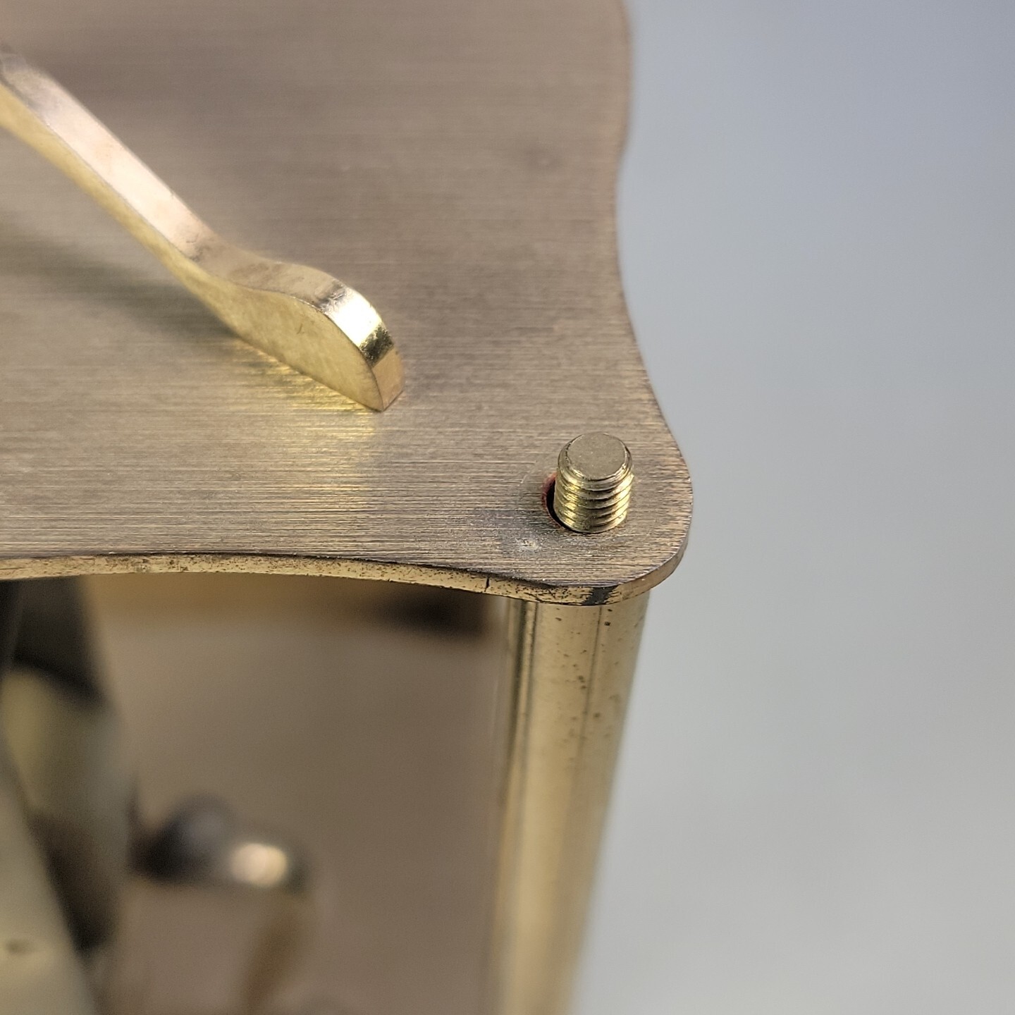 VINTAGE KOMA ANNIVERSARY CLOCK MOVEMENT & BRASS CASE PARTS OR REPAIR