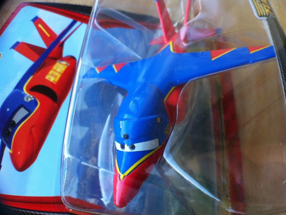 Disney PIXAR Cars TAKE FLIGHT FALCON HAWK 1 Cars TOONS Air Mater