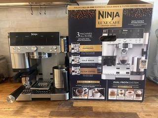 Ninja Luxe Café Premier Espresso Machine ES601UKBK Sliver And Black