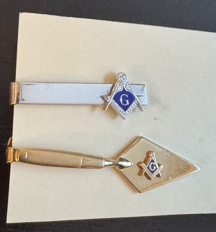 2 Beautiful Vintage Masonic Men's Tie Clips - Swank & Anson GT & ST