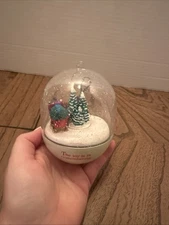 VTG Hallmark Keepsake Ornament “Christmas Memories” Light Up And Motion