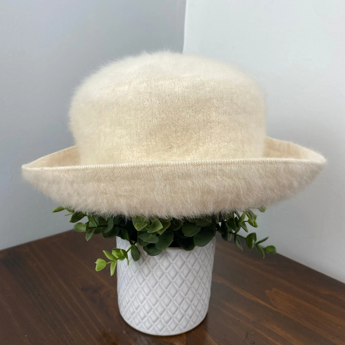 Vintage 80s Kangol Angora Ivory Fuzzy Charlene Furgora Hat Kangol Furgora Big Monty Beret main image 2