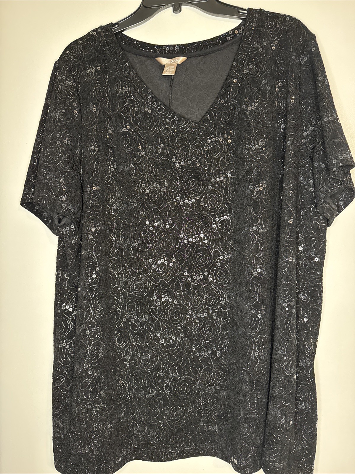 White Stag Shirt Top T-Shirt Women 3X (22W-24W) Sequin Black Floral