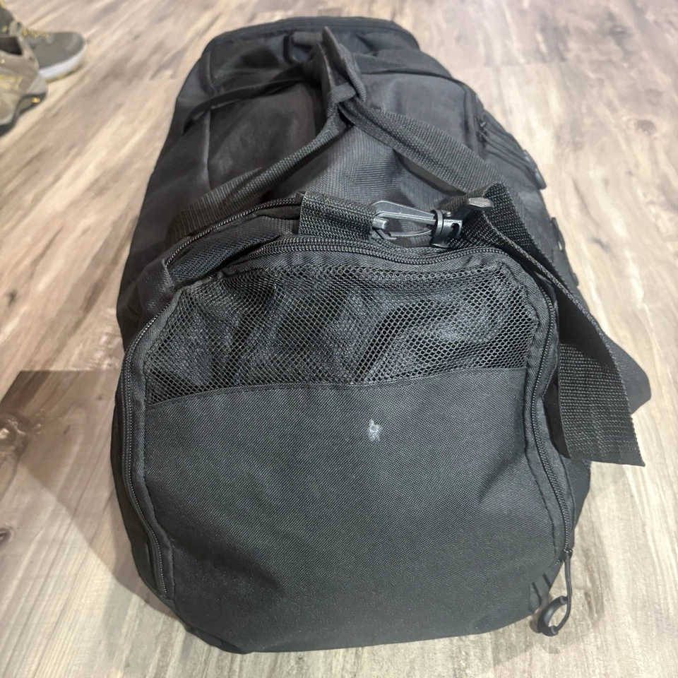 Bolso de Gimnasio PUMA Unisex Negro de Lona con Contención de Zapatos Foto 3 de 4