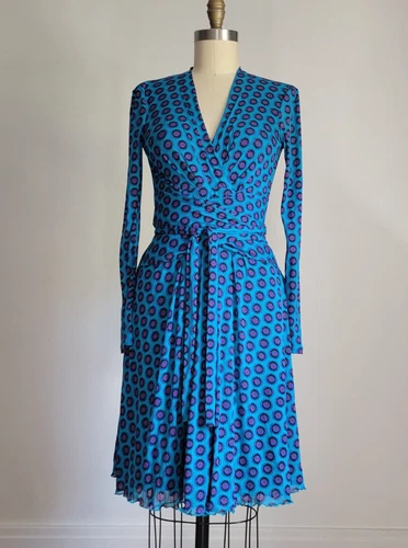 DVF DIANE VON FURSTENBERG TEAL PRINT NYLON JERSEY WRAP DRESS  XS
