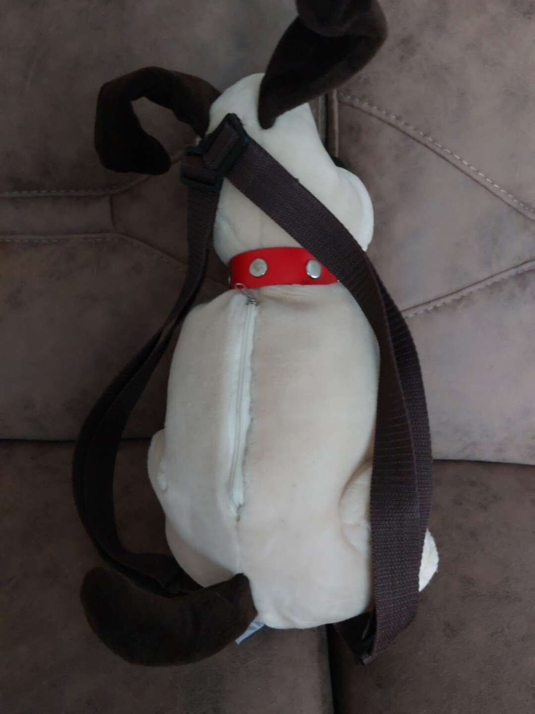 VINTAGE GROMIT 15” LONG BACKPACK/BAG PLUSH WITH ZIP FROM WALLACE AND
