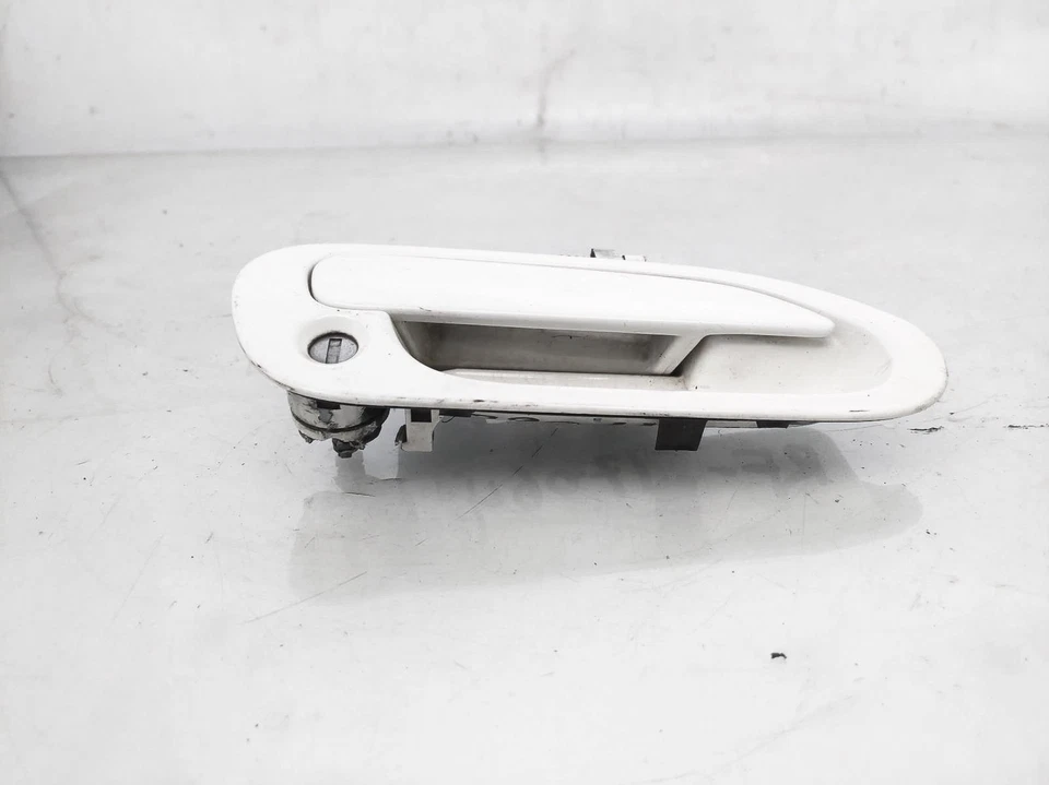 Ручка наружной двери для пассажира Honda S2000 2003–2009 годов выпуска — Grand Prix белая - Изображение 2 из 4