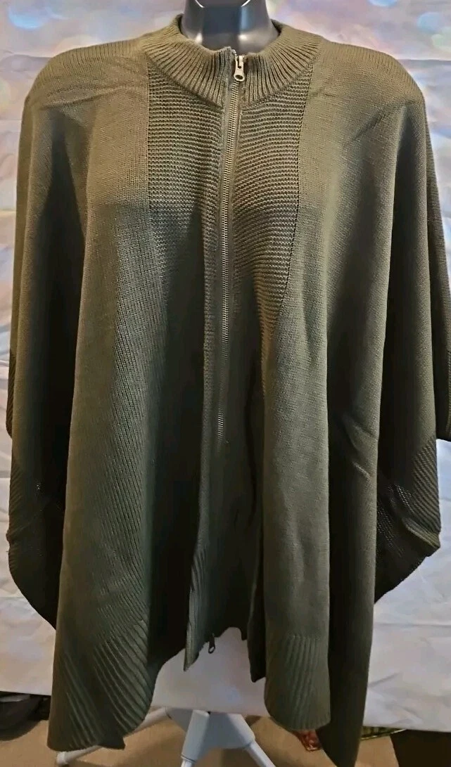 Harve Benard Women’s Green Knit Shrug Poncho Sweater One Size Full Zip New