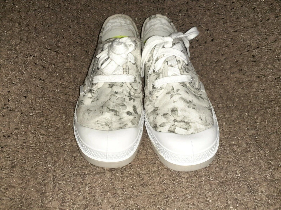 PALLADIUM-Pampa Oxford LP Moonbeam Floral Tenis-Talla 8.5-NUEVO SIN CAJA Foto 3 de 4