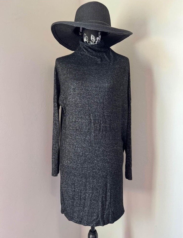 antistar black dress Stretchy Long sleeve Women Size Medium Low back