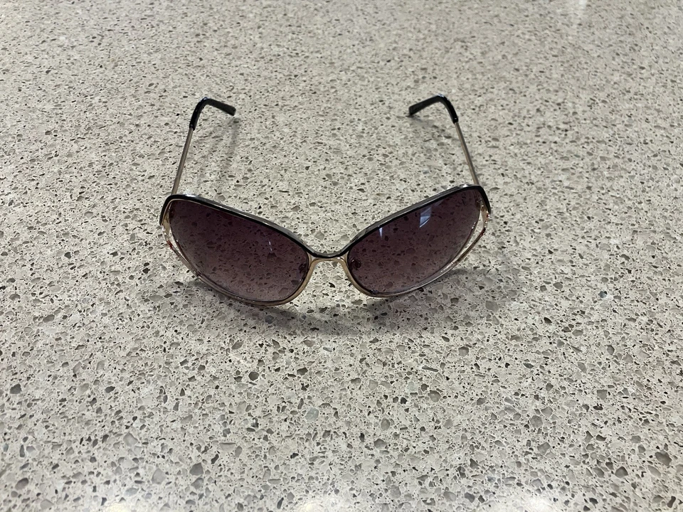 Simply Vera Wang Just Married Square Sunglasses WSV61SG24S1 - Image 2 of 4