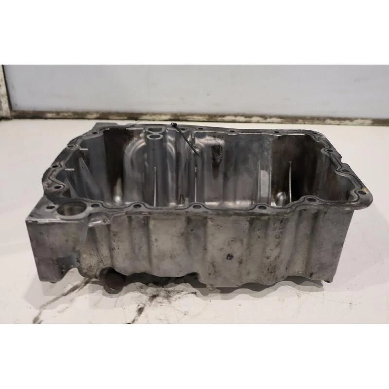 COPPA OLIO PER VOLKSWAGEN UP! (11-16) 1.0 12V (55KW) BER. 5P/B/999CC 2011 - Imagem 3 de 4