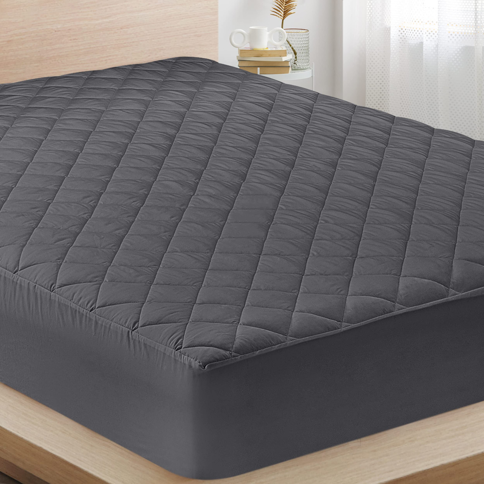 Quilted Queen Size Elastic Fitted Mattress Topper for Ultimate Comfort and Protection