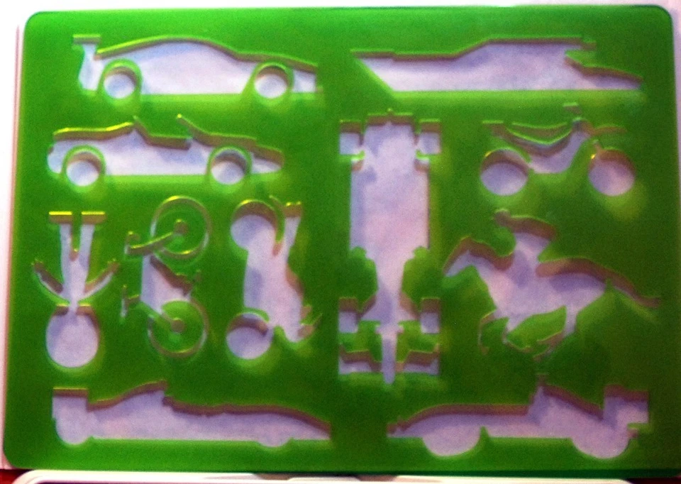 Лот из 2 - гигантская книга "Things That Go" трафареты / "Animal трафареты" - новый - Изображение 4 из 4