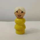 Vintage Fisher Price Little People Farm Set # 915 White Hair Woman Mom Grandma a
