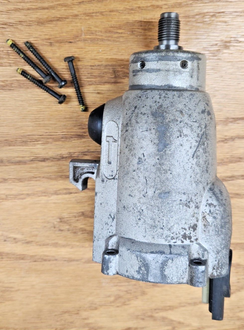 Dewalt DW006 Type 1 24V Cordless Hammer Drill 388457-00 Gear Case Assembly Replacement