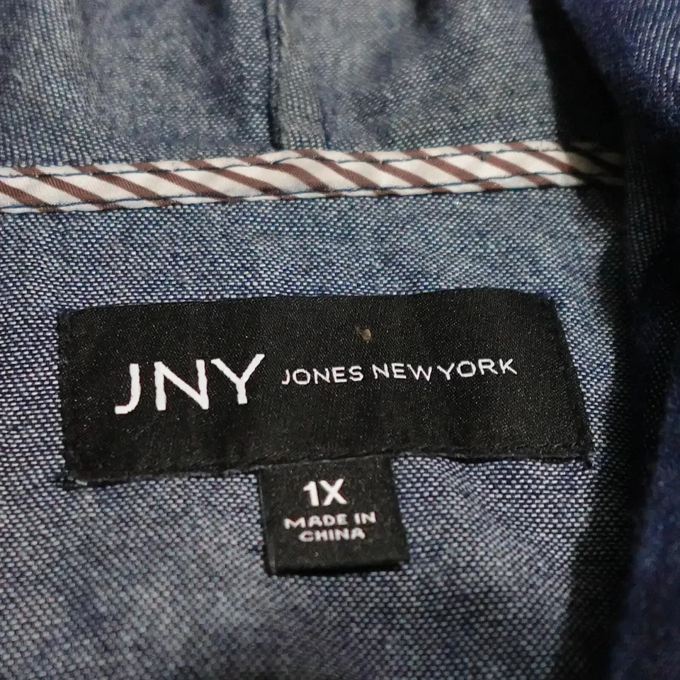 Jones New York Hooded Jacket Women's 1X Blue Denim 3/4 Sleeve Button Up - Image 3 of 4