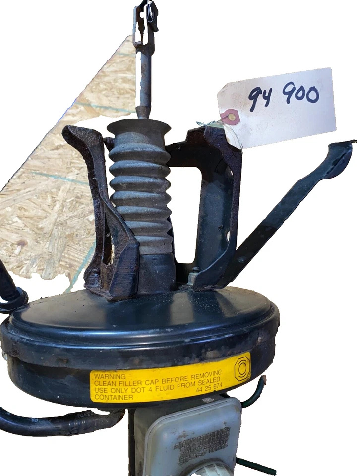 Brake Booster with Master Cylinder. Saab 900 and 9-3. - Image 3 of 4