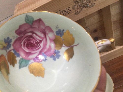 Seltene Double Warrant Paragon große rosa rosegold Blatt grün Teetasse Untertasse - Bild 4 von 10