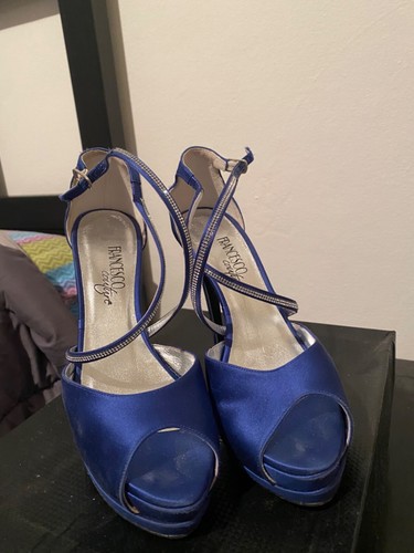 scarpe da sposa di raso blu elettrico - Foto 4 di 4