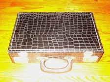 Leather alligator vintage cassette case holder 2 locks no key red felt interior
