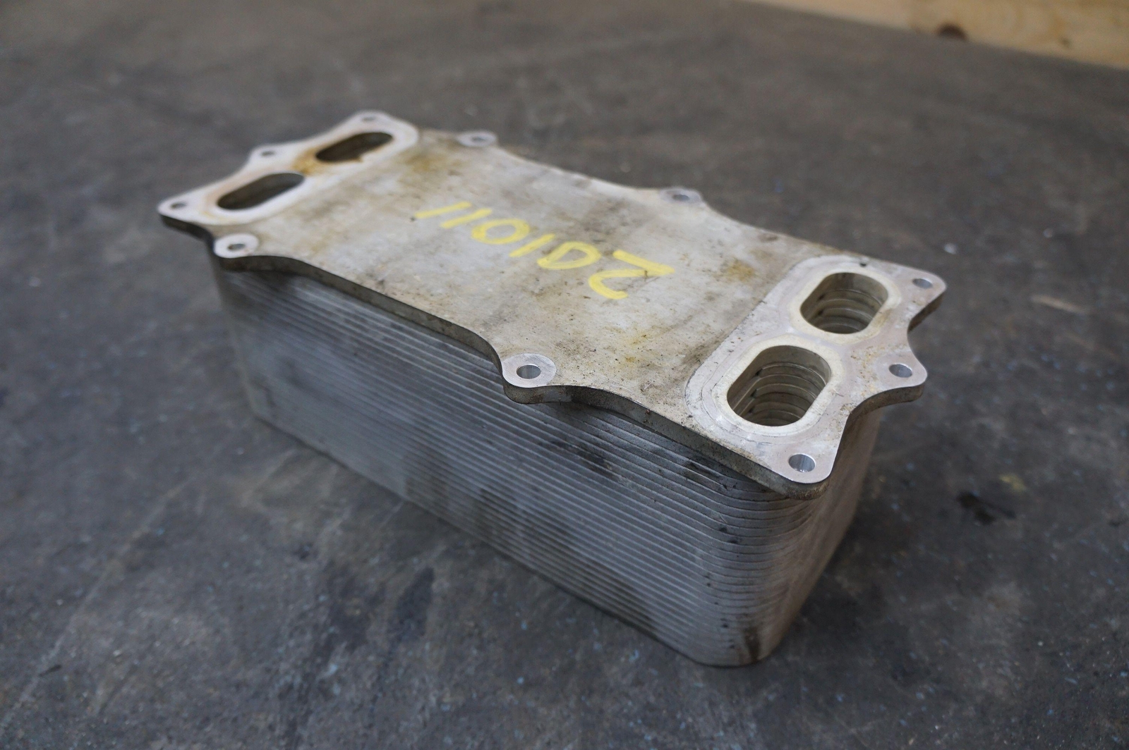 Maserati Quattroporte 2013 Oil cooler