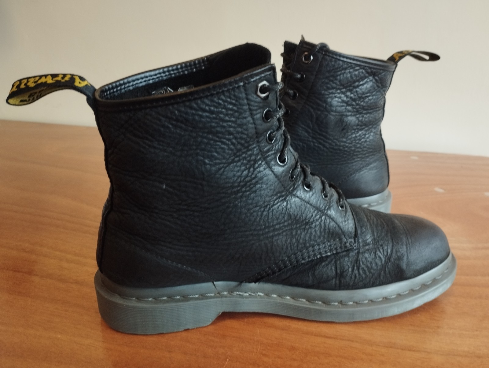Men's Dr Martens Leather Boots UK Size 10/10.5 - Great Condition! image 6