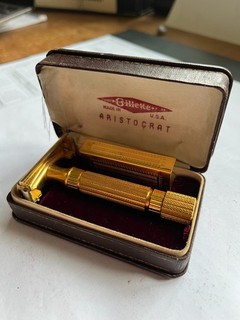 Vintage 1940s Gillette Aristocrat Gold Safety Razor Set – Original Case